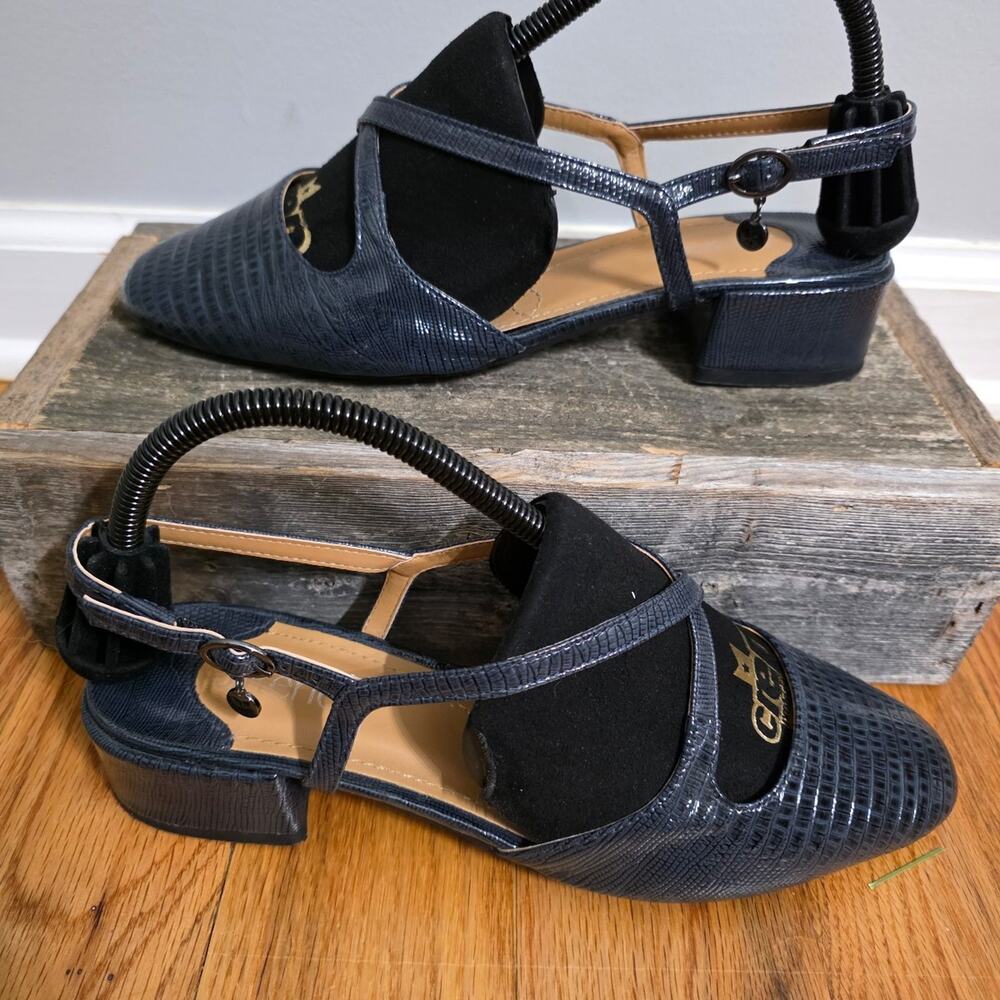 J. Renee Navy Blue Alligator Print Low Block Heel Sandals 9W